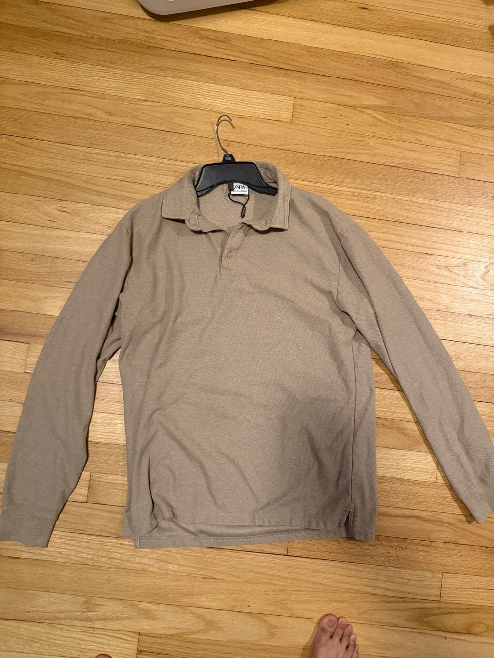 Zara Men Long-Sleeve Polo in Taupe